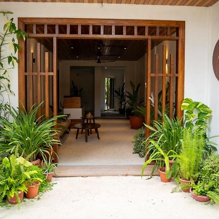 Hotel Akiri Dhigurah Dhigurah  Exterior foto